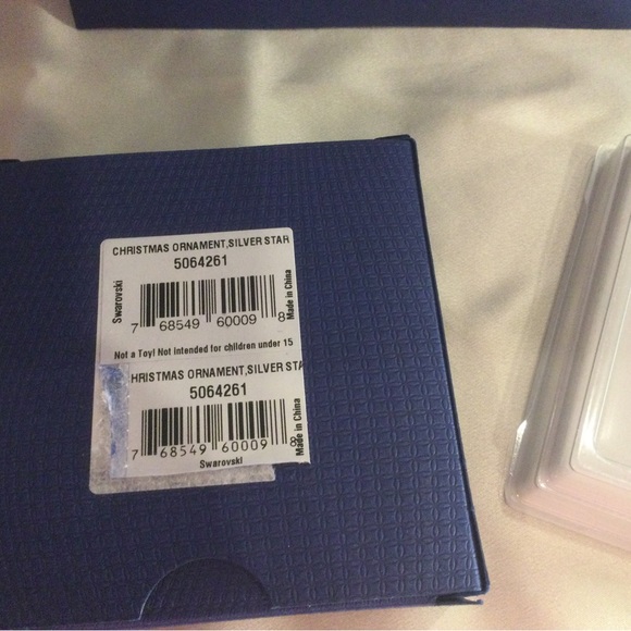 Swarovski Silver Star Ornament - Picture 4 of 4